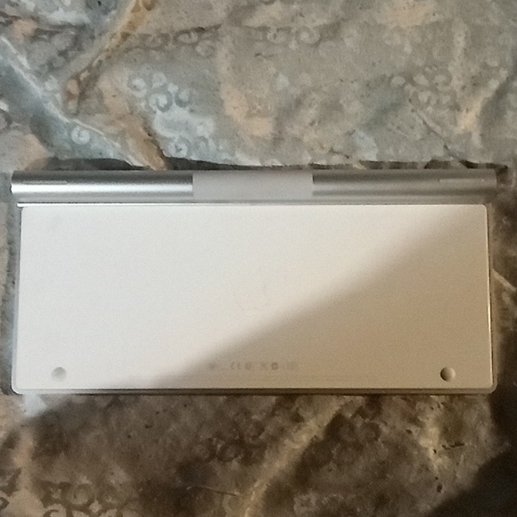 Apple Magic Keyboard - Picture 2 of 3